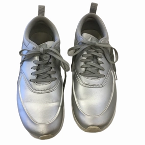 Tear Resistant Mesh Shoes Sneakers By Nike In Silver, Size: 9