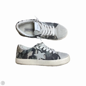 Supportive structure Shoes Sneakers By Steve Madden In Camouflage Print, Size: 6.5