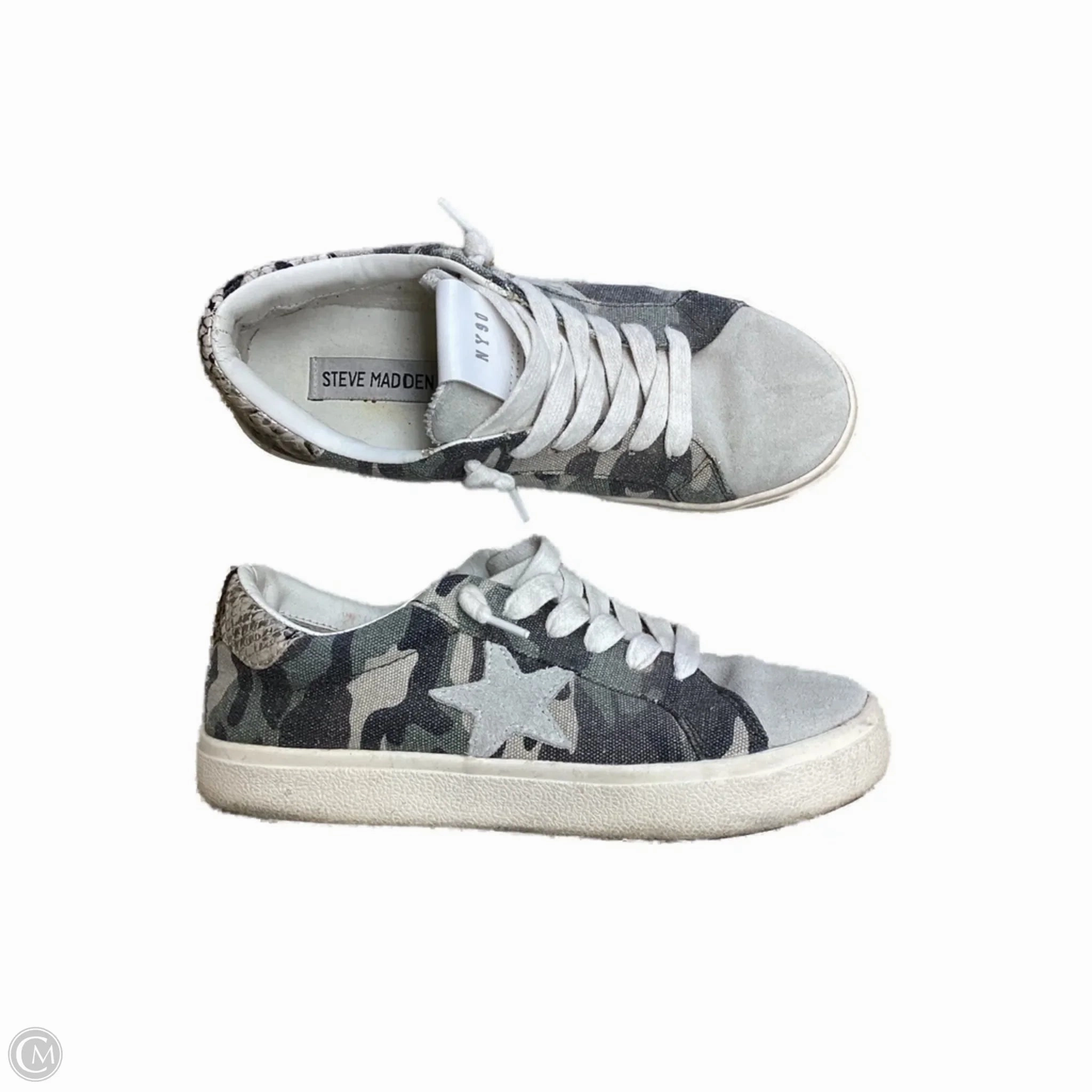 Supportive structure Shoes Sneakers By Steve Madden In Camouflage Print, Size: 6.5