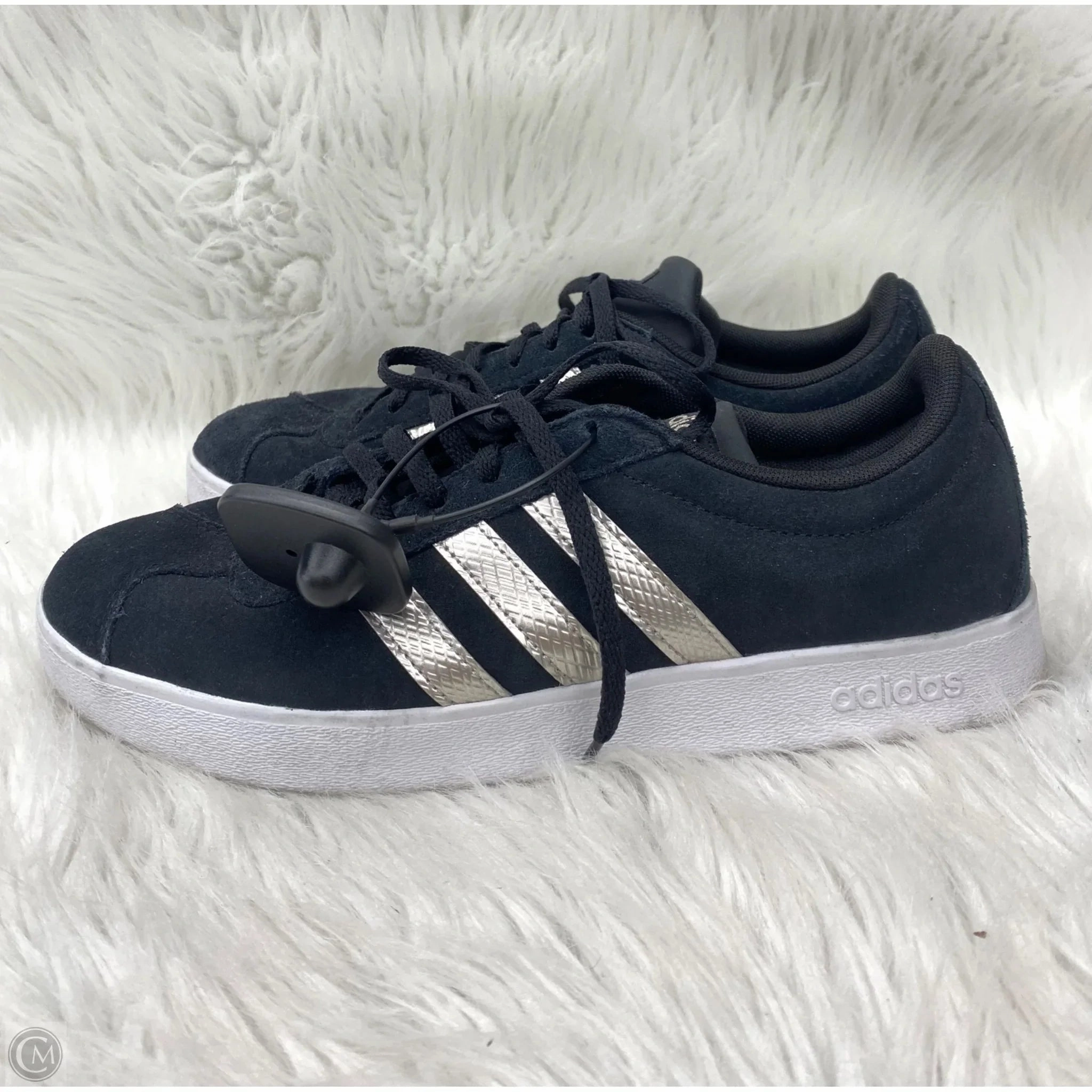 Shoes Sneakers By Adidas In Black & White, Size: 10 All Ground
