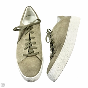 Streamlined silhouette Supportive sole Shoes Sneakers By Aquatalia In Green, Size: 10