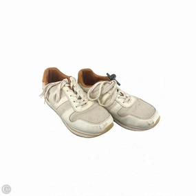 Low Profile Silhouette Shoes Sneakers By Banana Republic In Cream, Size: 9