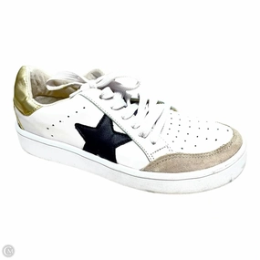 Casual Comfort Shoes Sneakers By Clothes Mentor In Black & White, Size: 6