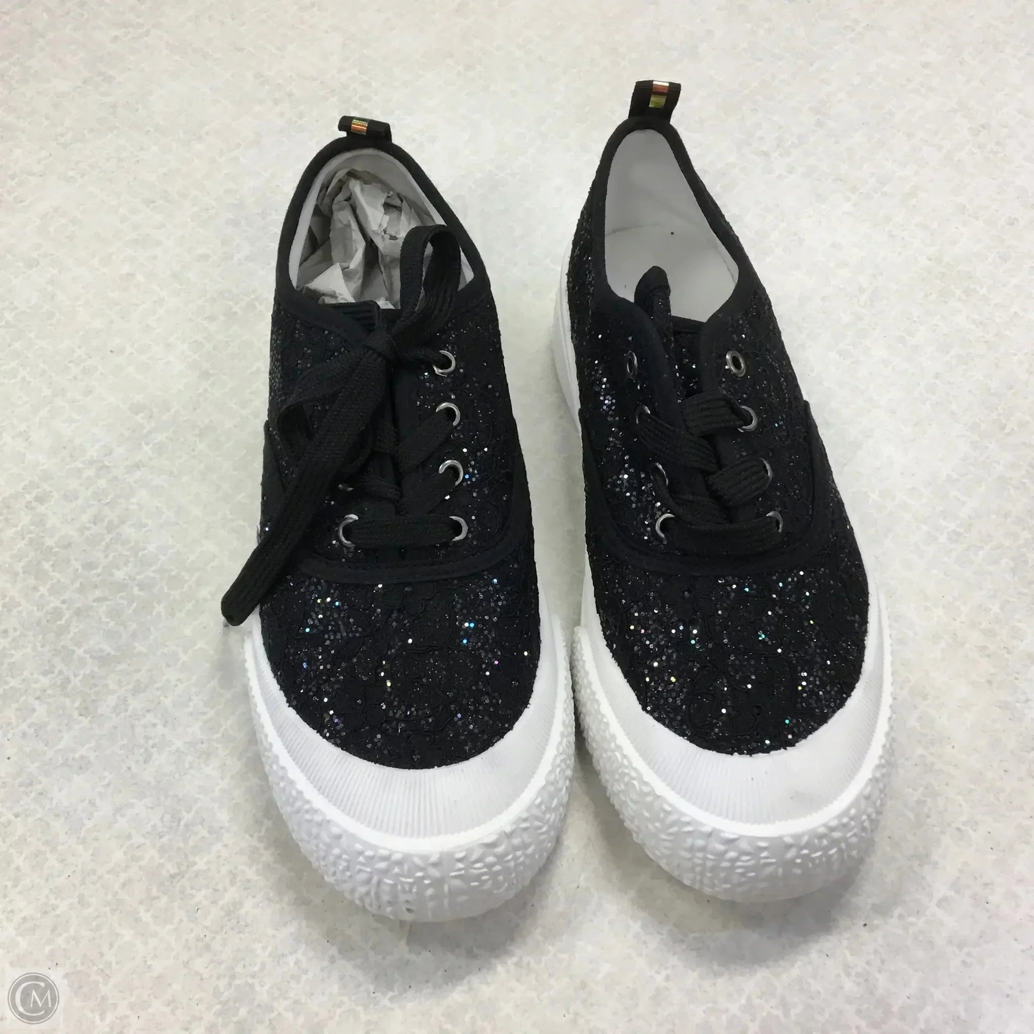 Shoes Sneakers By Clothes Mentor In Black, Size: 7 Sports Culture