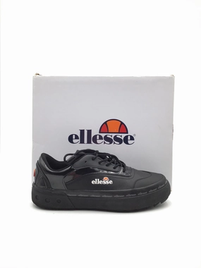 Shoes Sneakers By Clothes Mentor In Black, Size: 8 Light Structure