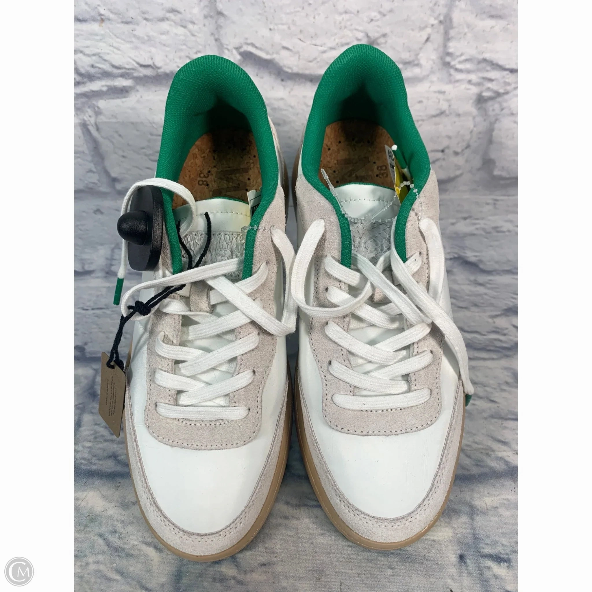 Shoes Sneakers By Clothes Mentor In Green & Tan, Size: 7.5 Unique cushioning All Rounder