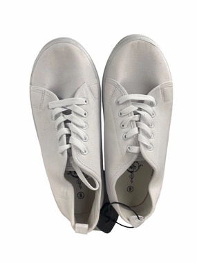 Shoes Sneakers By Clothes Mentor In White, Size: 8 Essential Fit