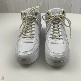 Distinctive chic Shoes Sneakers By Clothes Mentor In White, Size: 9.5