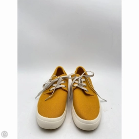 Knit texture Shoes Sneakers By Clothes Mentor In Yellow, Size: 9