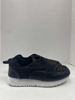 Shoes Sneakers By Clothes Mentor  Size: 8 Classic Comfort