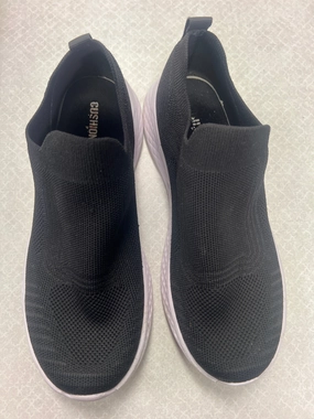 Shoes Sneakers By Clothes Mentor  Size: 9.5 Trend-setting silhouette Speed Ready