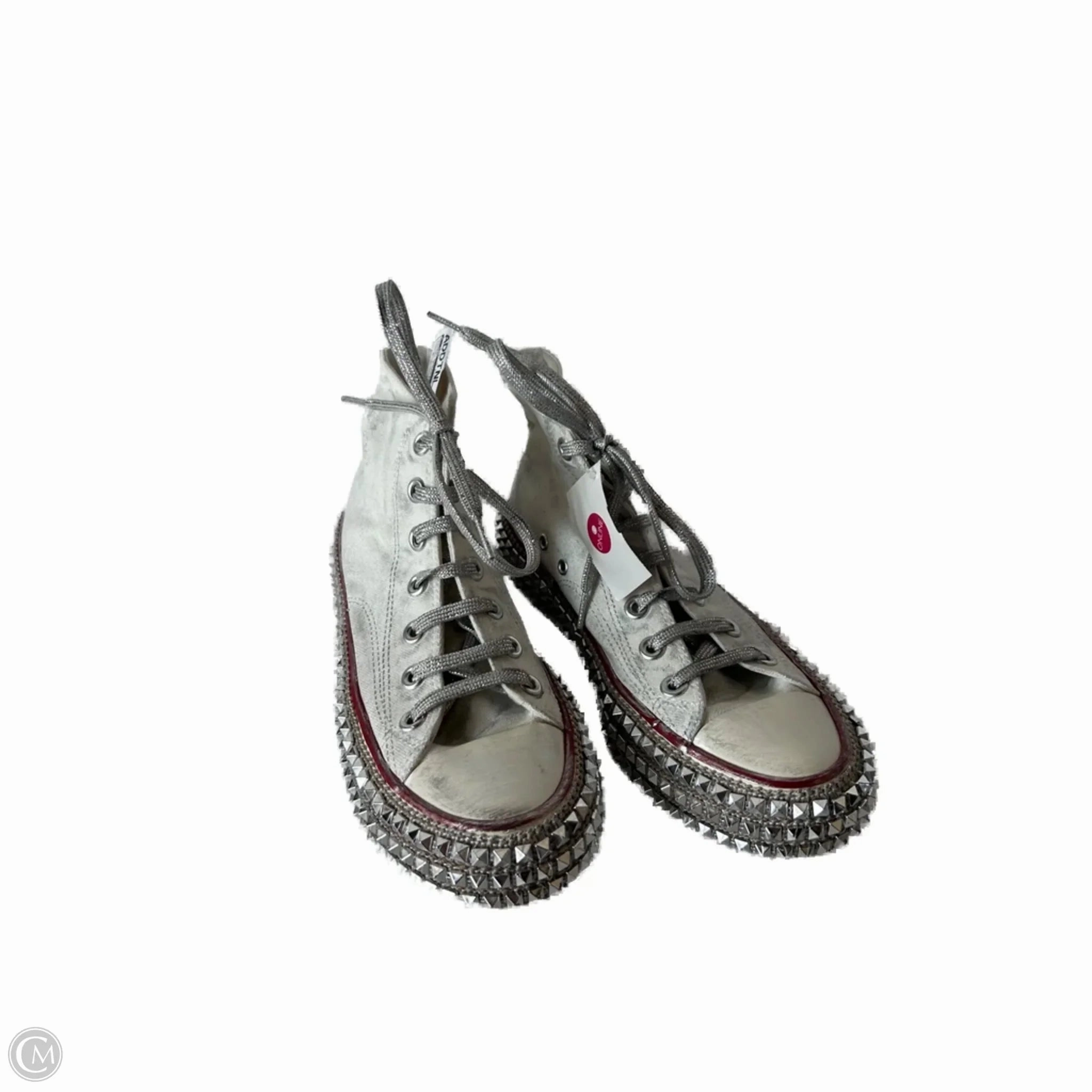 Shoes Sneakers By Cmc In Silver & White, Size: 6.5 Compression Molded Soles Light Impact
