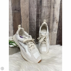 Fitness Ready Shoes Sneakers By Cme In Cream, Size: 8