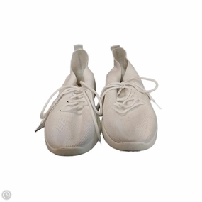 Shoes Sneakers By Cmf In White, Size: 9.5 Bacterial Resistant Lining