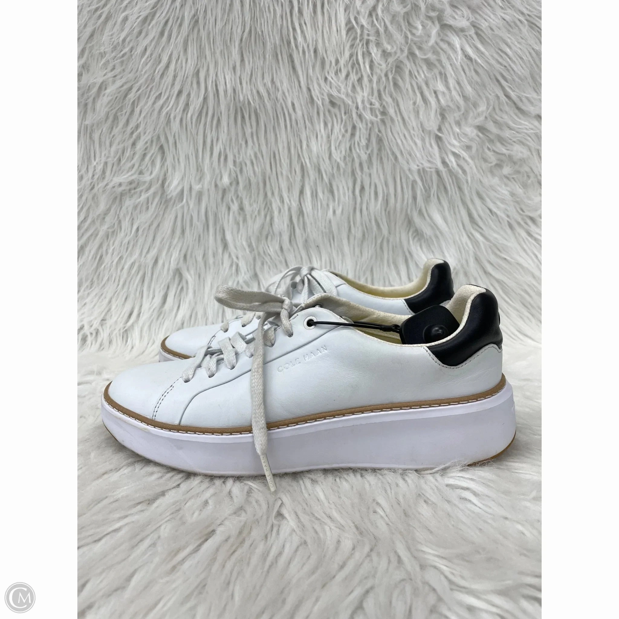 Comfortable Upper Material Relax Feel Shoes Sneakers By Cole-haan In White, Size: 7.5