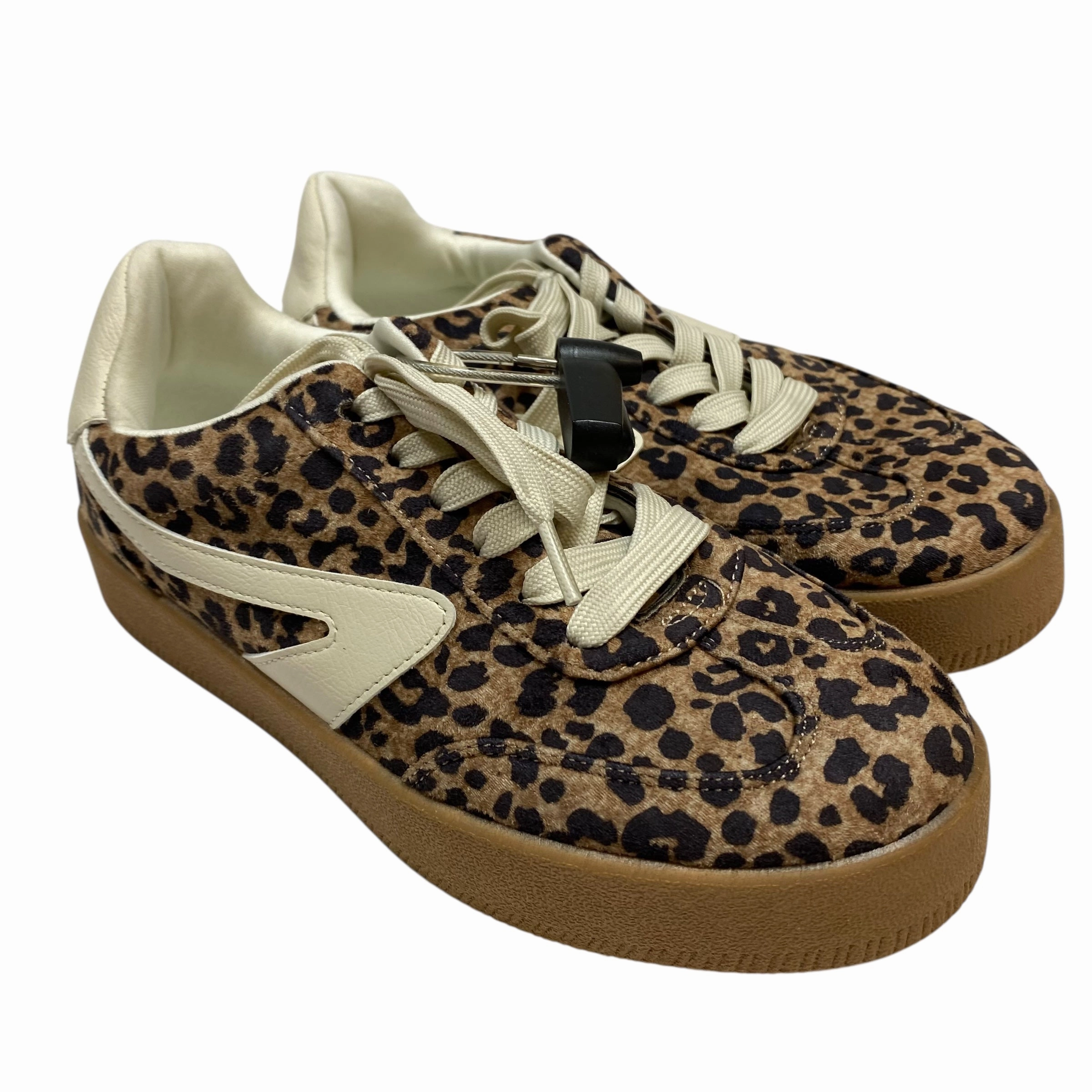 Shoes Sneakers By Dolce Vita In Animal Print, Size:6.5 Airflow Engineered