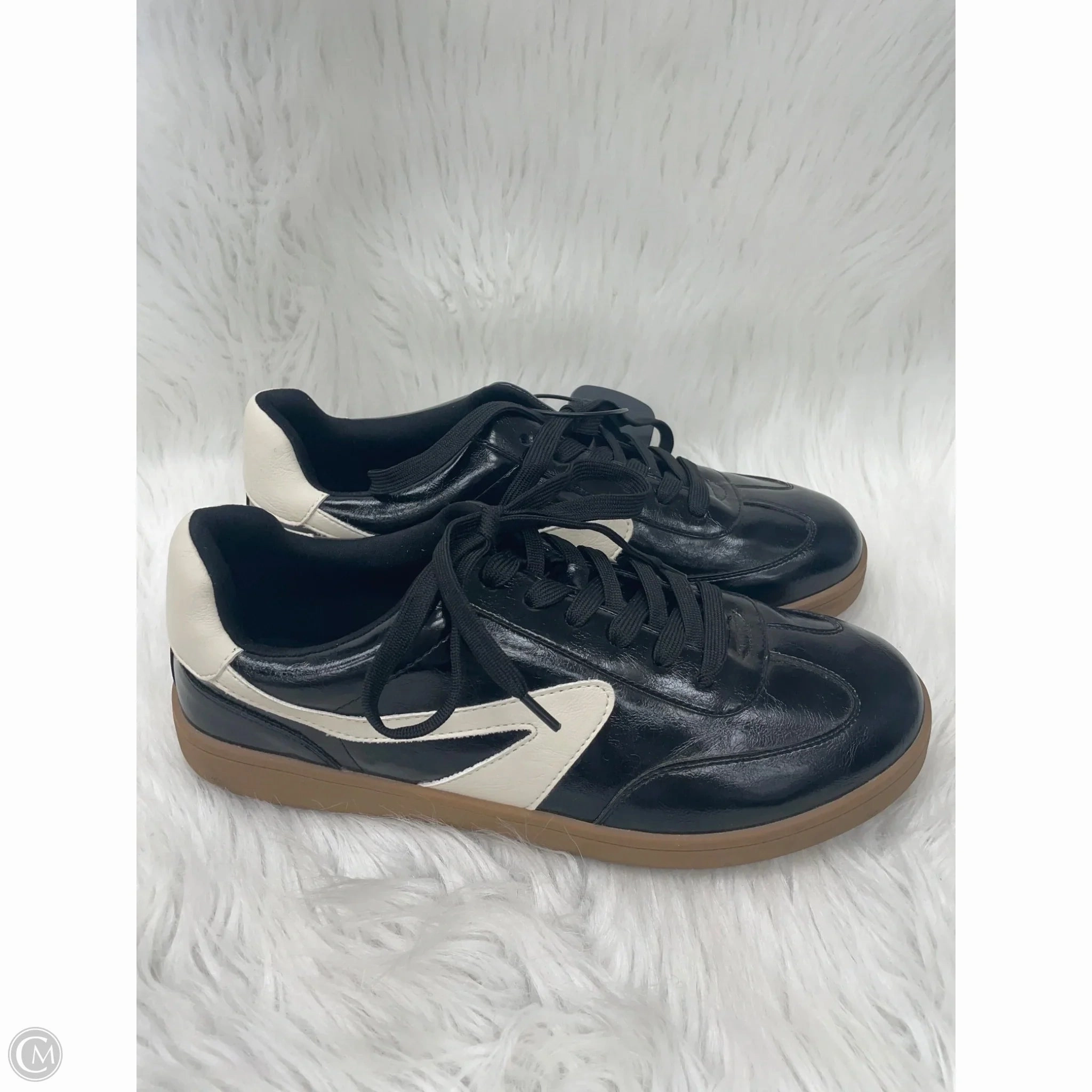 Shoes Sneakers By Dolce Vita In Black & Cream, Size: 10 Motion Friendly