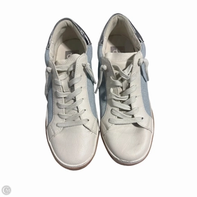 Shoes Sneakers By Dolce Vita In Blue & Cream, Size: 8.5 Weatherproof Design