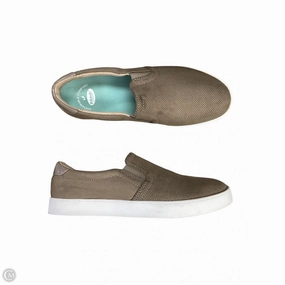 Hydrophobic Upper Stretch Entry Shoes Sneakers By Dr Scholls In Brown, Size: 7.5