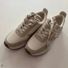 Shoes Sneakers By Dv In Cream, Size: 7 Modern Routine