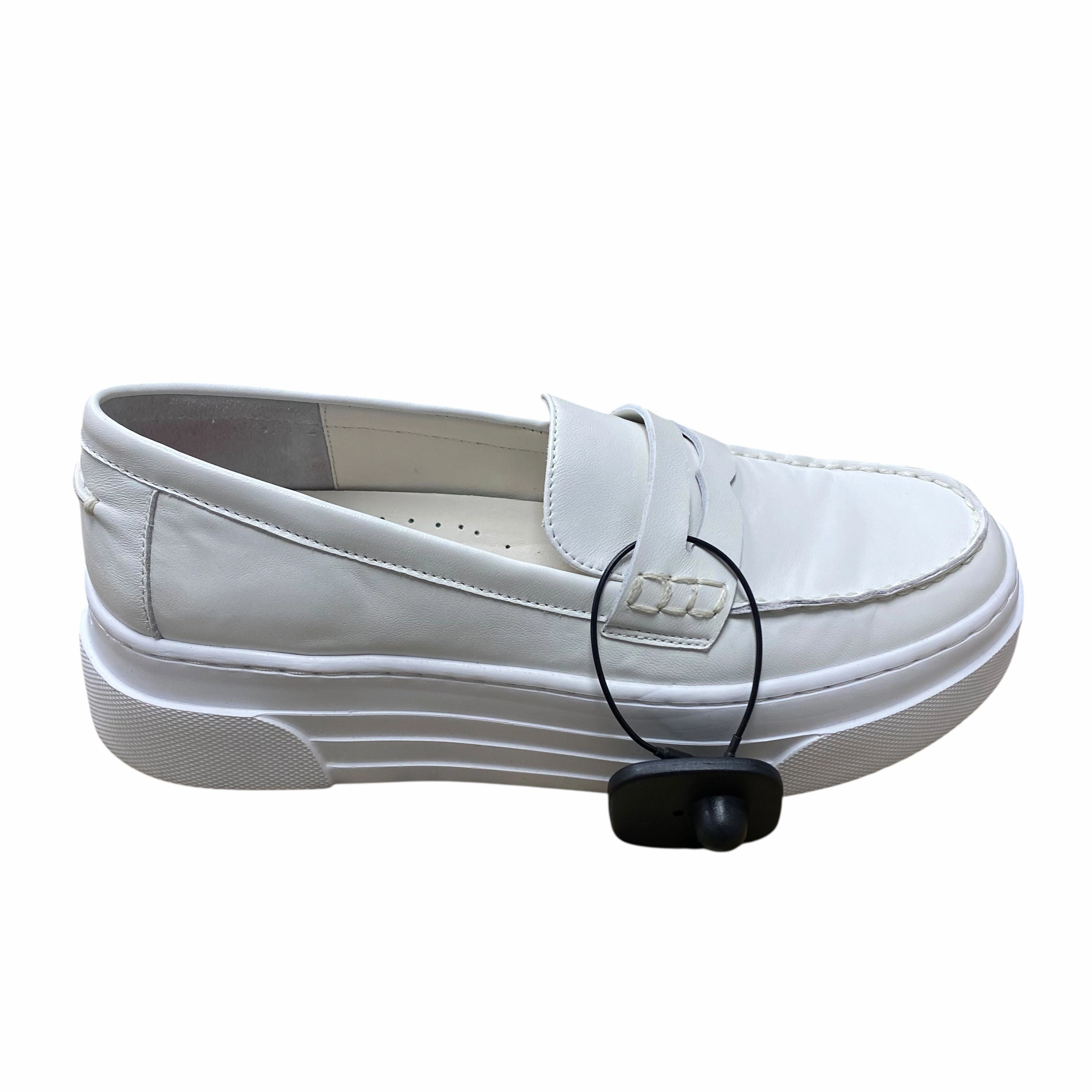Shoes Sneakers By J Slides In White, Size:10 Trend-setting arch