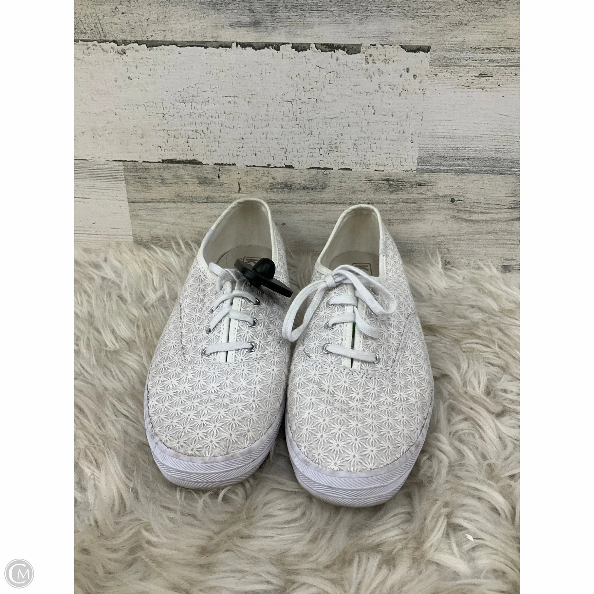 Anti   Blister Shoes Sneakers By Keds In White, Size: 10