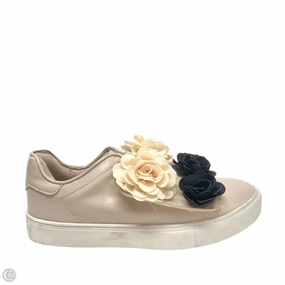 Hyper Elastic Platform Shoes Sneakers By Mia In Beige, Size: 6.5