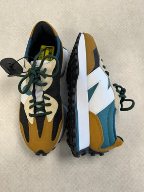 Fitness Footwear Shoes Sneakers By New Balance In Multi, Size:7.5