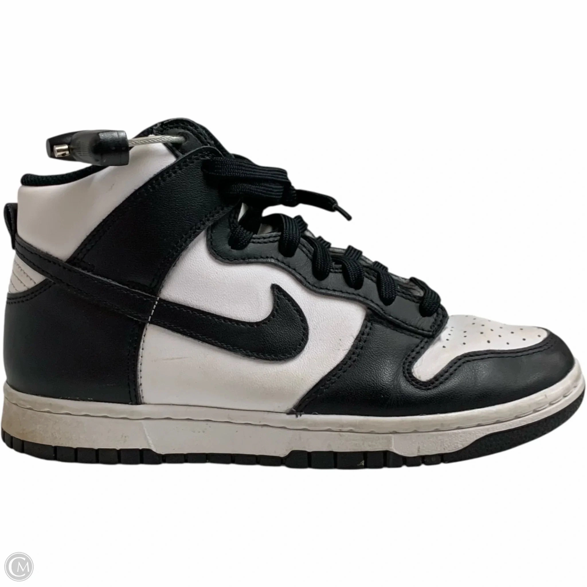 Travel Light Shoes Sneakers By Nike In Black & White, Size: 8