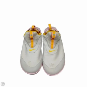 Shoes Sneakers By Nike In Grey & Yellow, Size: 8.5 Multi Layer Insole