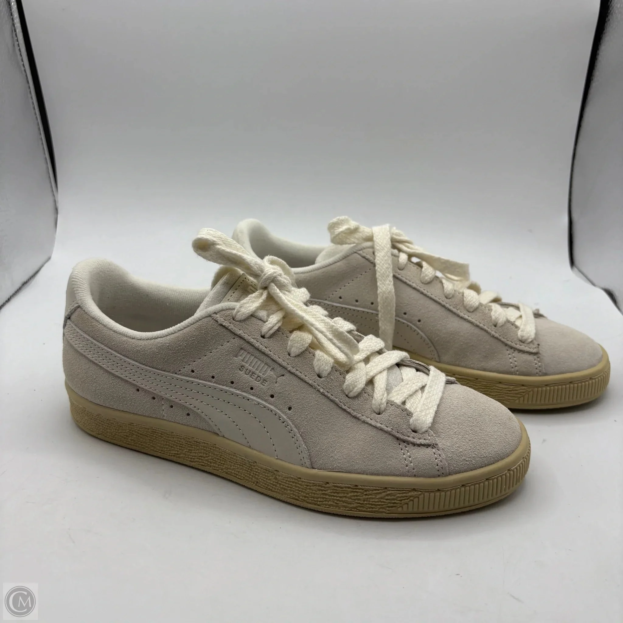 Shoes Sneakers By Puma In Beige, Size: 7.5 Training