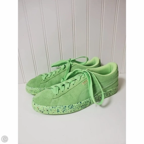 Shoes Sneakers By Puma In Green, Size: 8 All Outfits
