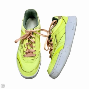 Shoes Sneakers By Reebok In Pink & Yellow, Size: 8 Gusseted Tongue Design