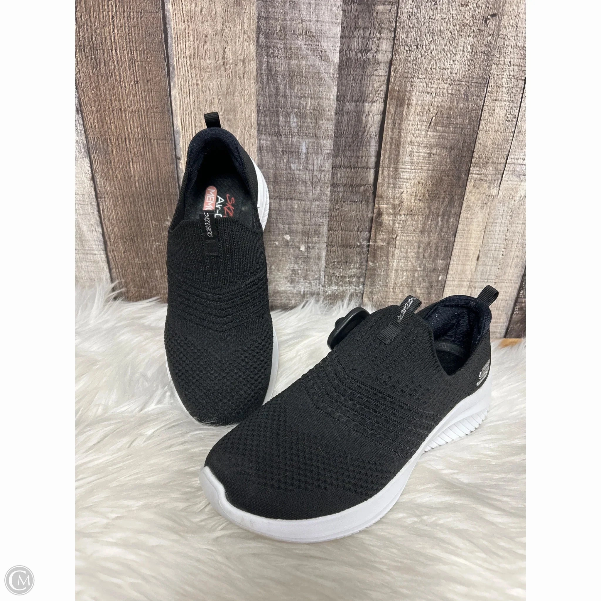 Contemporary Chic Shoes Sneakers By Skechers In Black, Size: 6.5