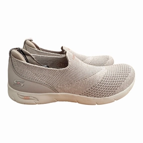Chic Fit Shoes Sneakers By Skechers In Grey & White, Size:9