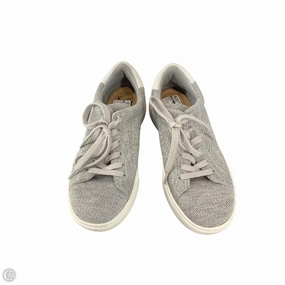Slim Form Versatile Fit Shoes Sneakers By Sofft In Grey, Size: 7.5
