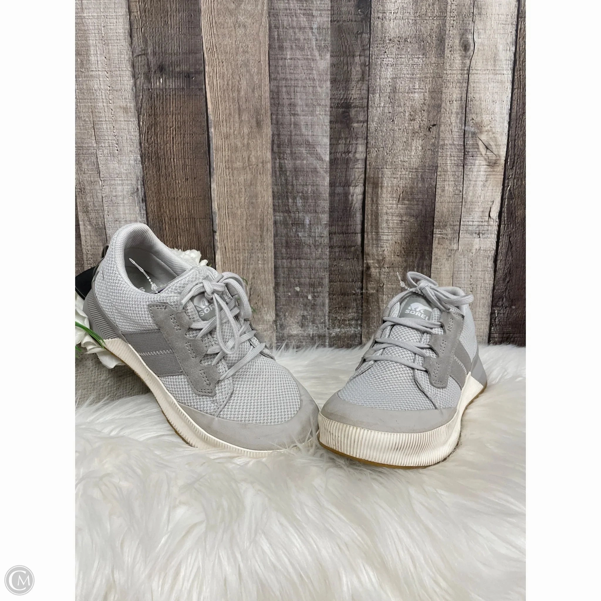Shoes Sneakers By Sorel In Grey, Size: 8 Unibody Construction
