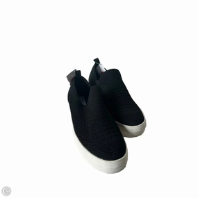 Heat Sealed Reinforcements Clean Stitching Shoes Sneakers By Steve Madden In Black, Size: 8.5