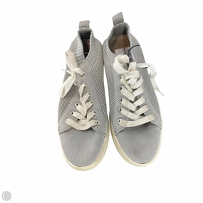 Fashion Ready Shoes Sneakers By Steve Madden In Grey, Size: 7