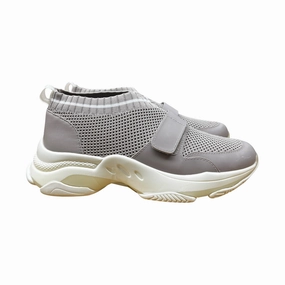Shoes Sneakers By Steve Madden In Grey, Size:8 Supportive structure