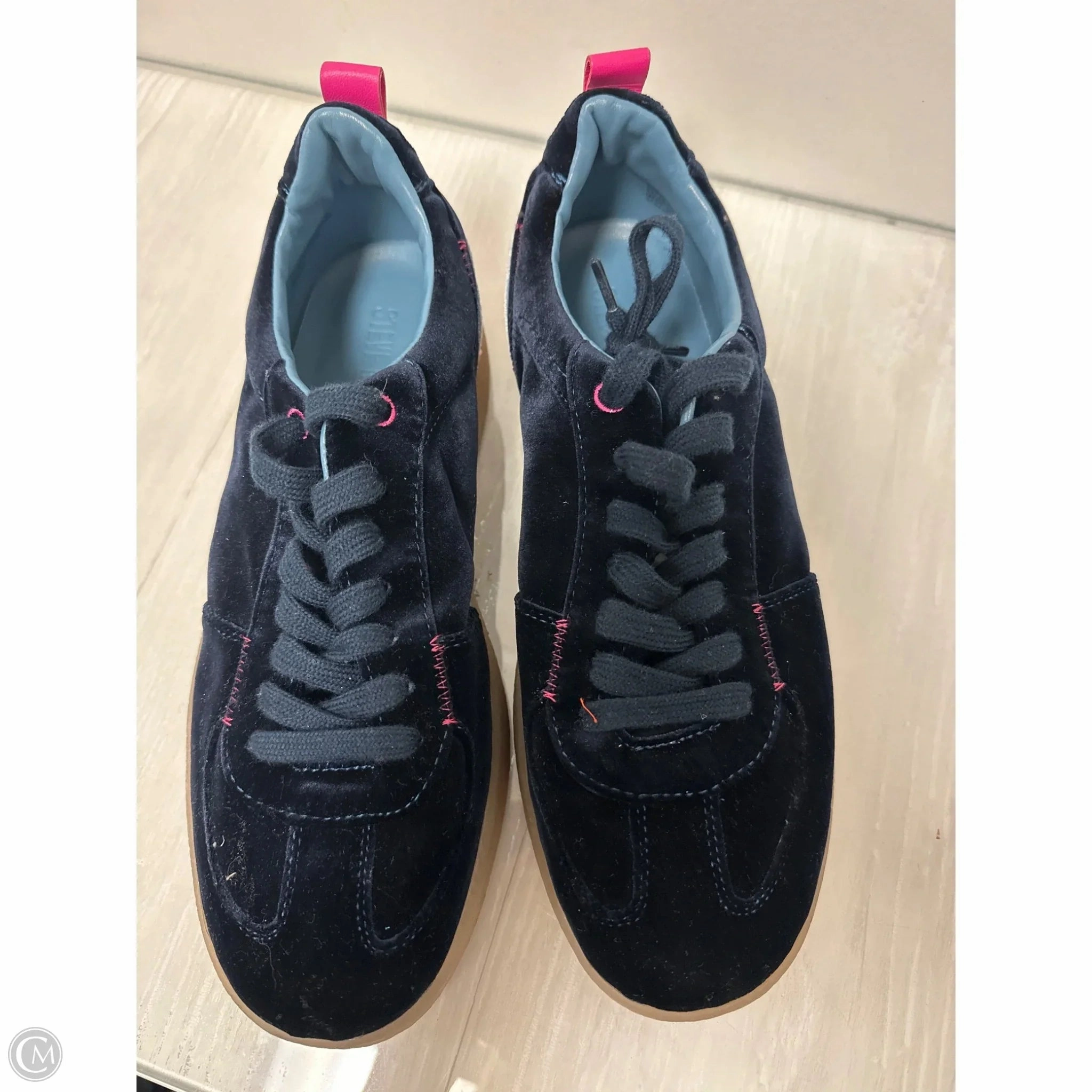 Shoes Sneakers By Steve Madden In Navy, Size: 11 Smooth Insole Cushioned Design
