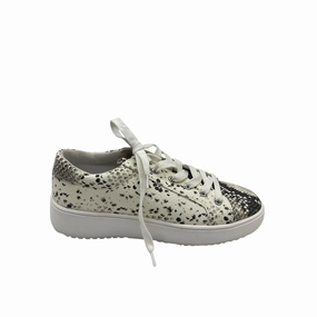 Effortless Style Abrasion Resistant Reinforcement Shoes Sneakers By Steve Madden In Snakeskin Print, Size:9
