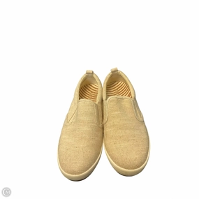 Step Freedom Shoes Sneakers By Taos In Beige, Size: 9.5