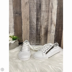 Shoes Sneakers By Taos In White, Size: 6.5 Supportive Wear