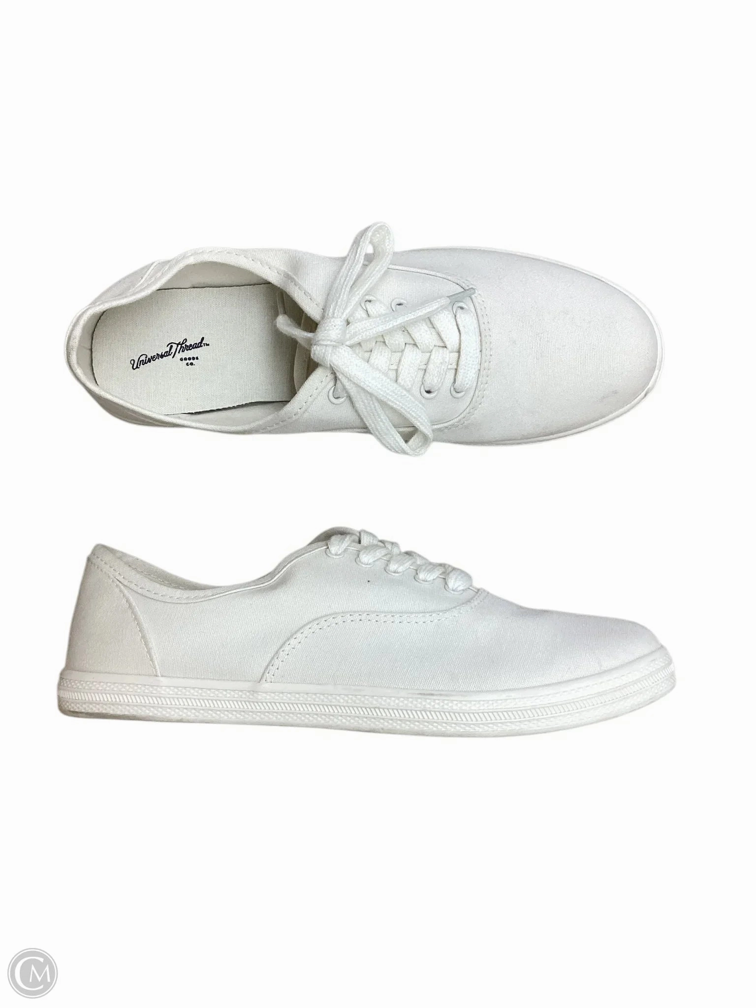Retro-inspired silhouette Shoes Sneakers By Universal Thread In White, Size: 9