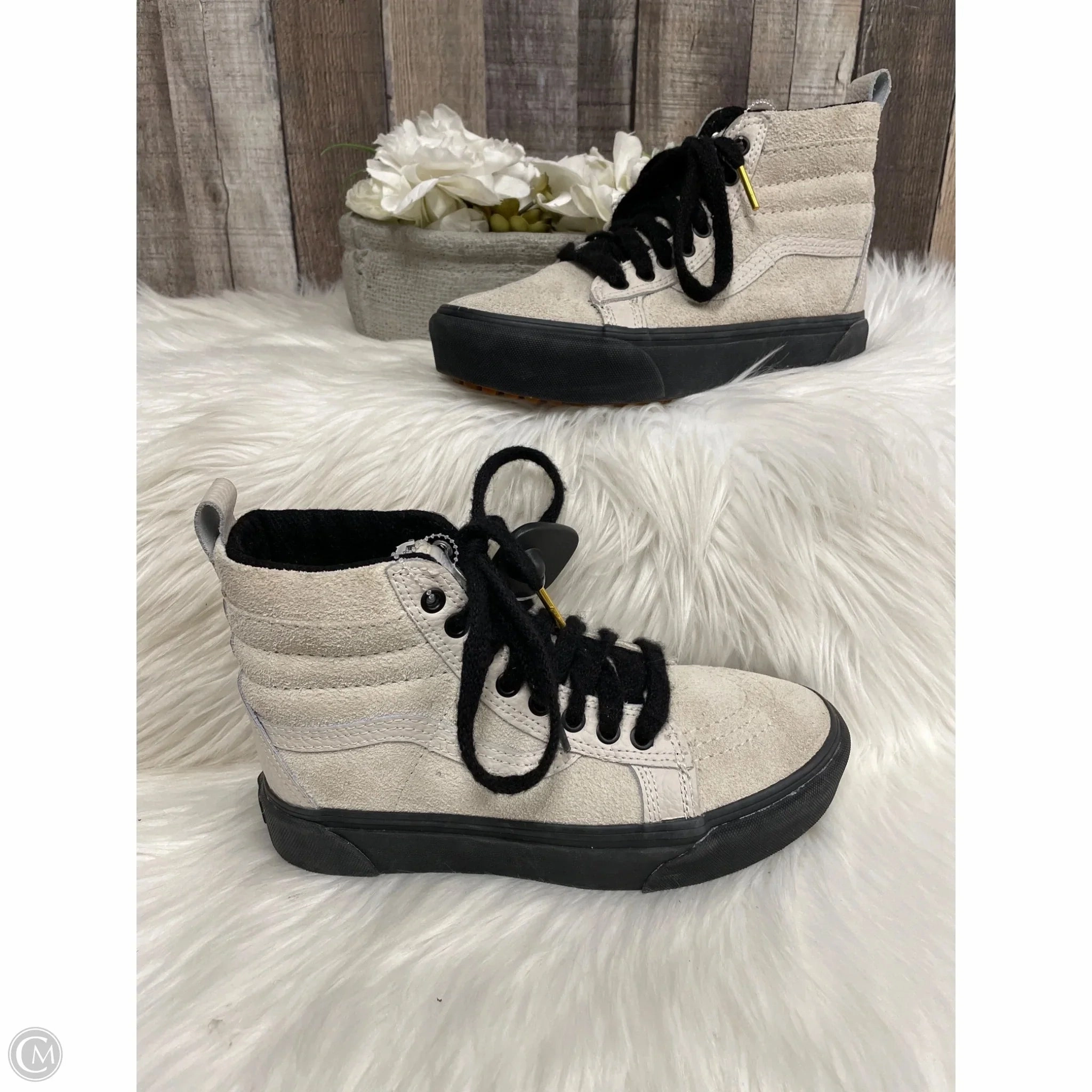 SlipResistantOutsole Microperforation Detail Shoes Sneakers By Vans In Cream, Size: 7.5