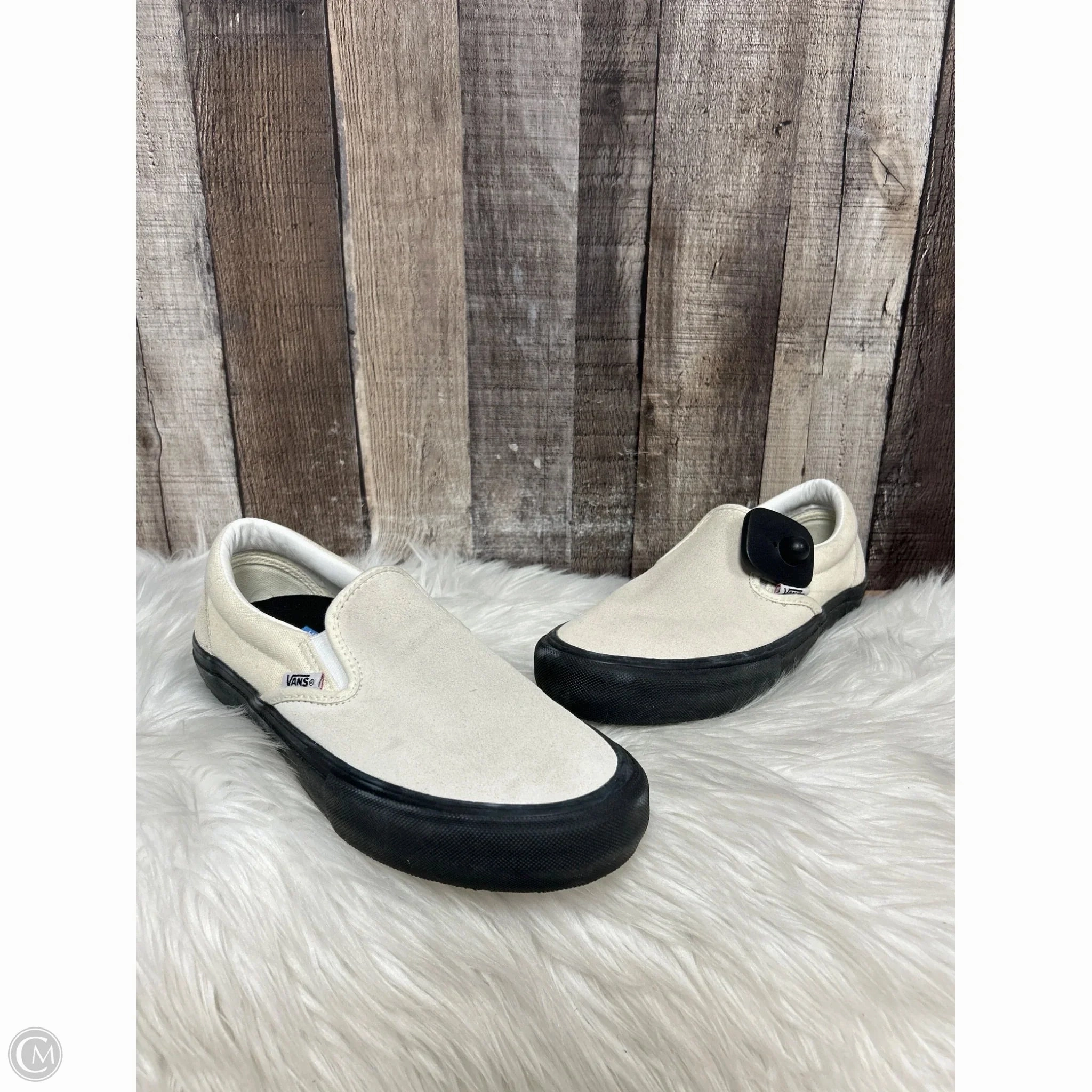 Breathable Tongue Construction Anti Static Material Shoes Sneakers By Vans In Cream, Size: 8