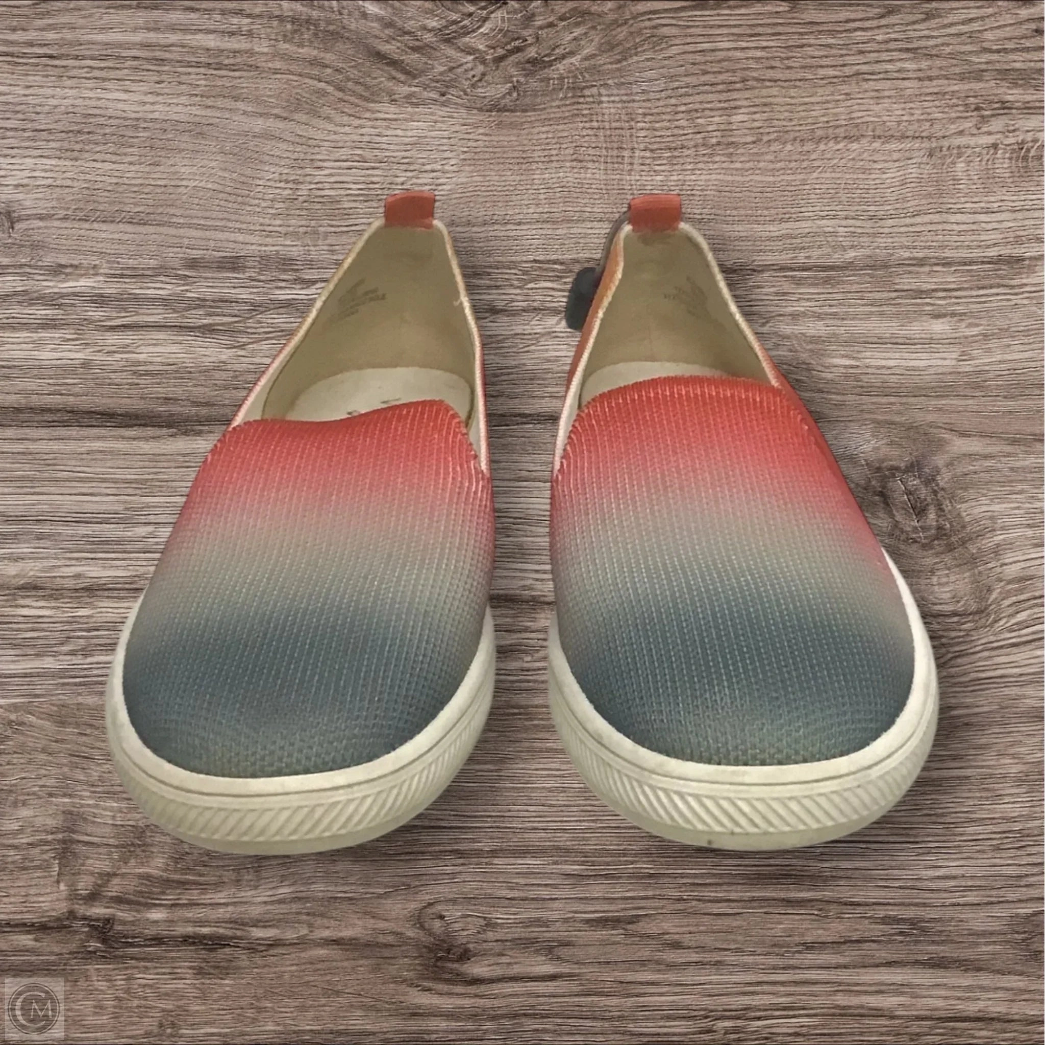 Eco Friendly Dyeing Padded Edge Shoes Sneakers By Vince Camuto In Green & Orange, Size: 5