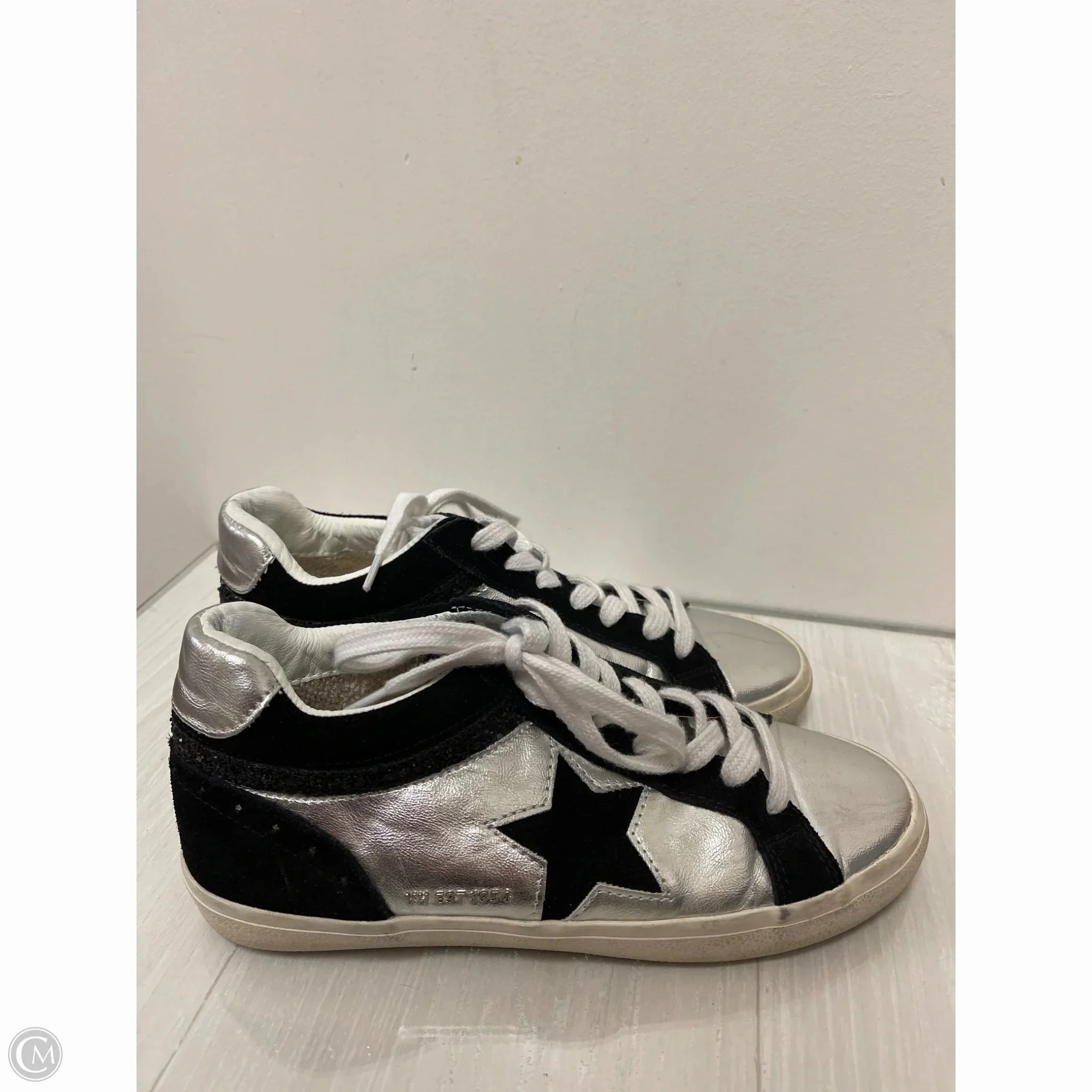 Shoes Sneakers By Vintage Havana In Black & Silver, Size: 9 Basic Appeal Compression Midsole
