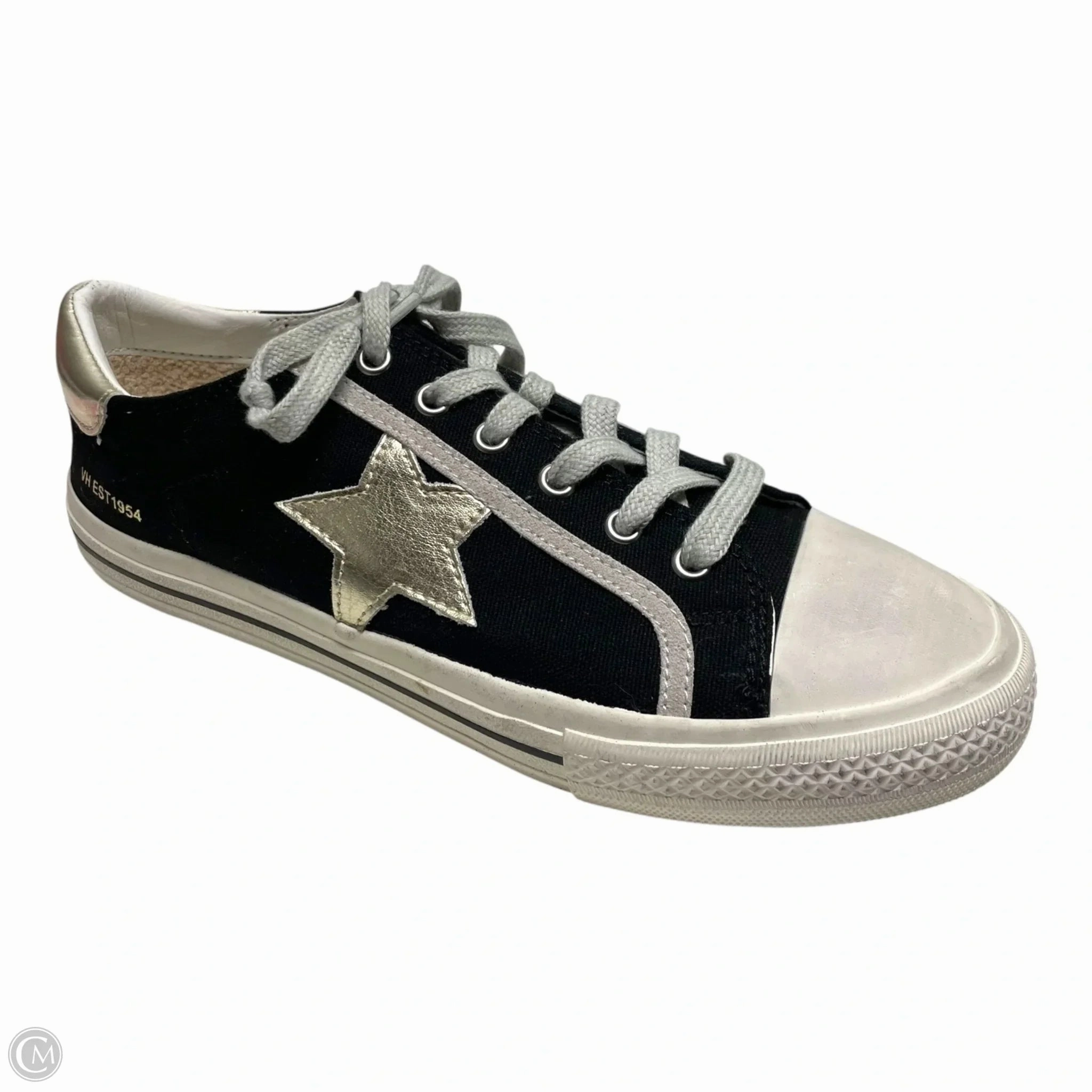 All-around silhouette Shoes Sneakers By Vintage Havana In Black & White, Size: 8